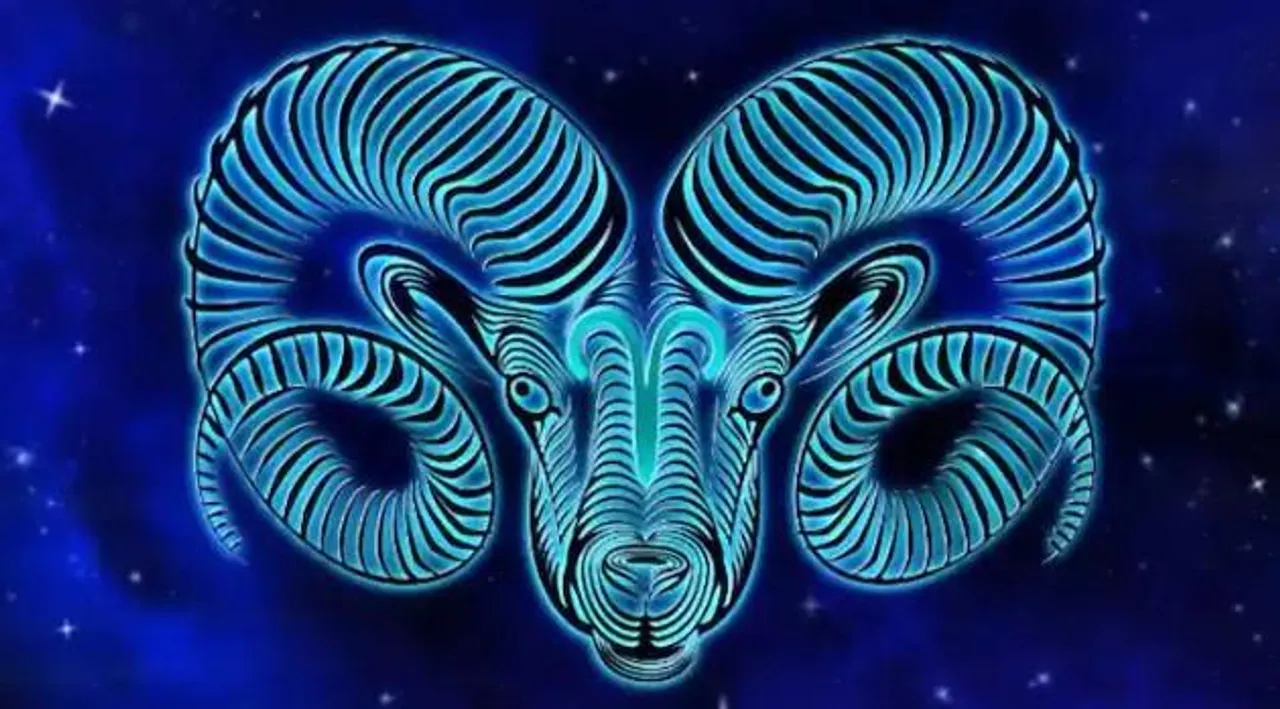 জেনে নিন আজ কেমন যাবে মেষ এবং বৃষ রাশির জাতকদের