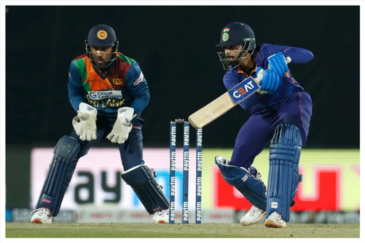 শ্রীলঙ্কার বিরুদ্ধে শেষ তিনটি টি২০ ম্যাচেই অর্ধশতরান করেছেন শ্রেয়স