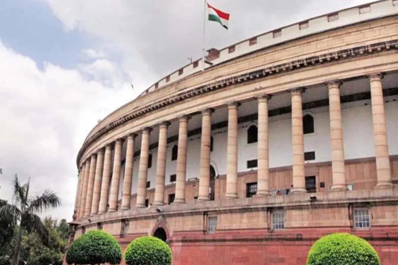 আদানি গ্রুপ নিয়ে ব্যর্থ সরকার! লোকসভায় নোটিশ দিলেন কংগ্রেস সাংসদ