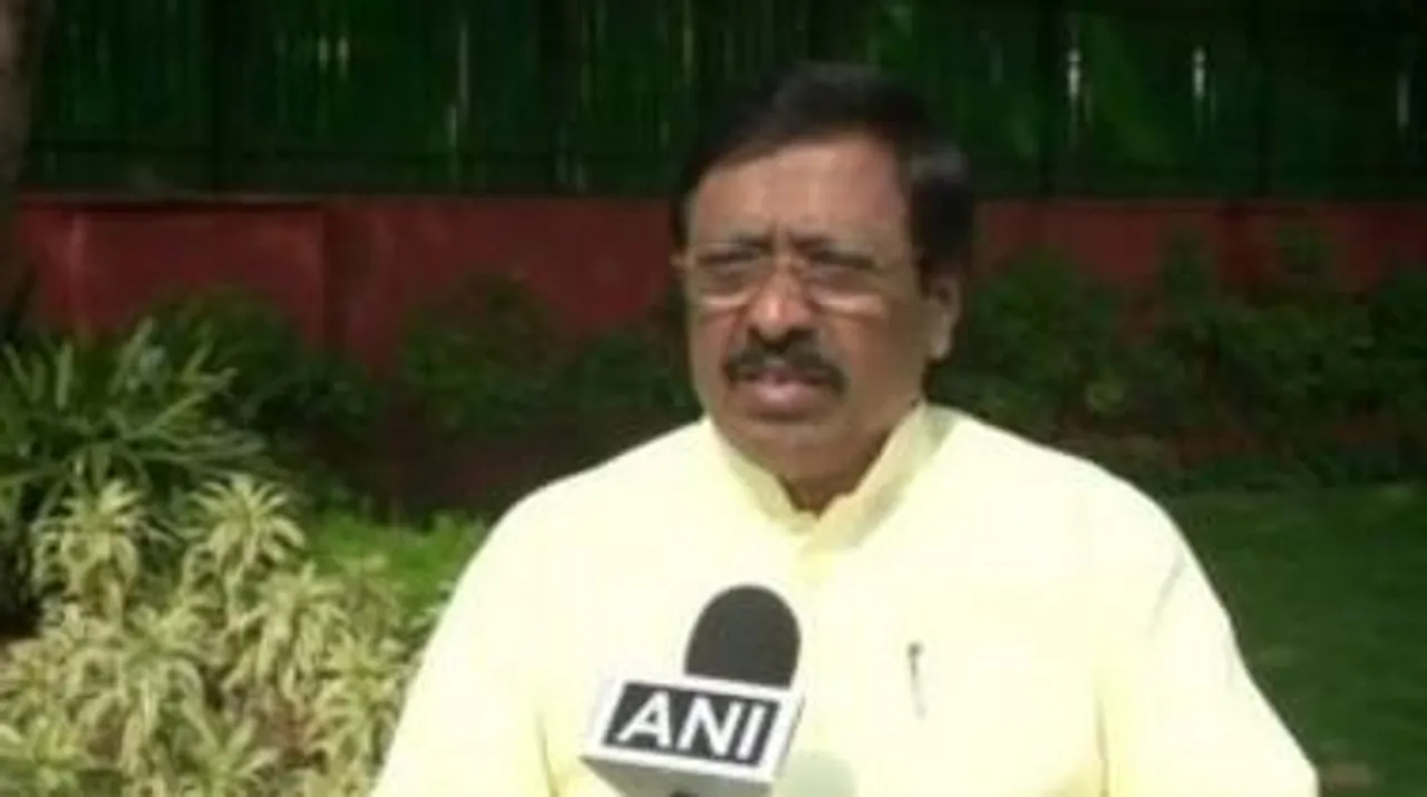 মহা সঙ্কটের মধ্যেই ১৩ জন বিদ্রোহী বিধায়কের ঘরে ফেরার ইঙ্গিত, আশাবাদী শিবসেনা সাংসদ বিনায়ক রাউত