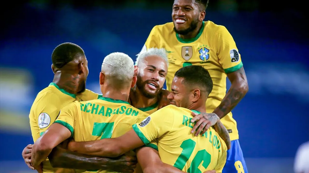 পেরুকে দুর্মুষ করতে মরিয়া নেইমাররা