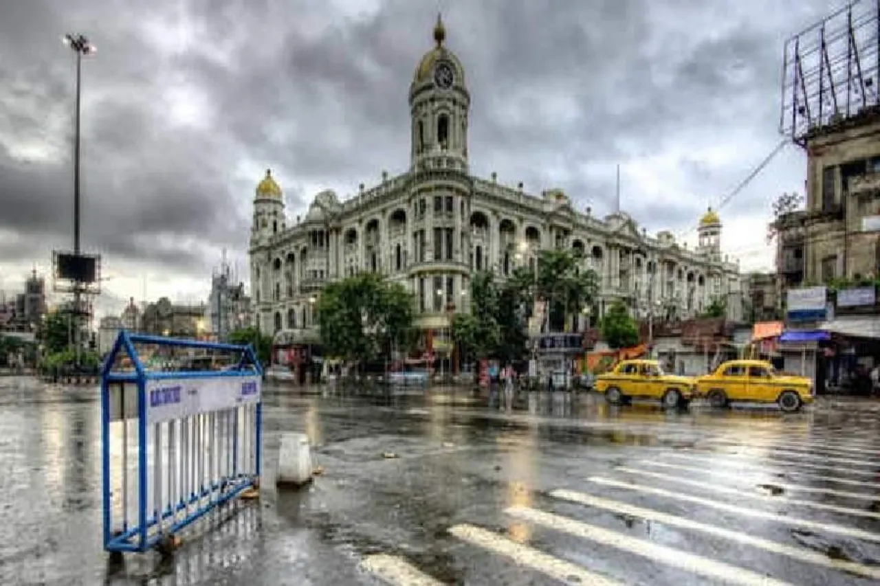 কিছুক্ষণের মধ্যেই কলকাতায় নামতে পারে বৃষ্টি