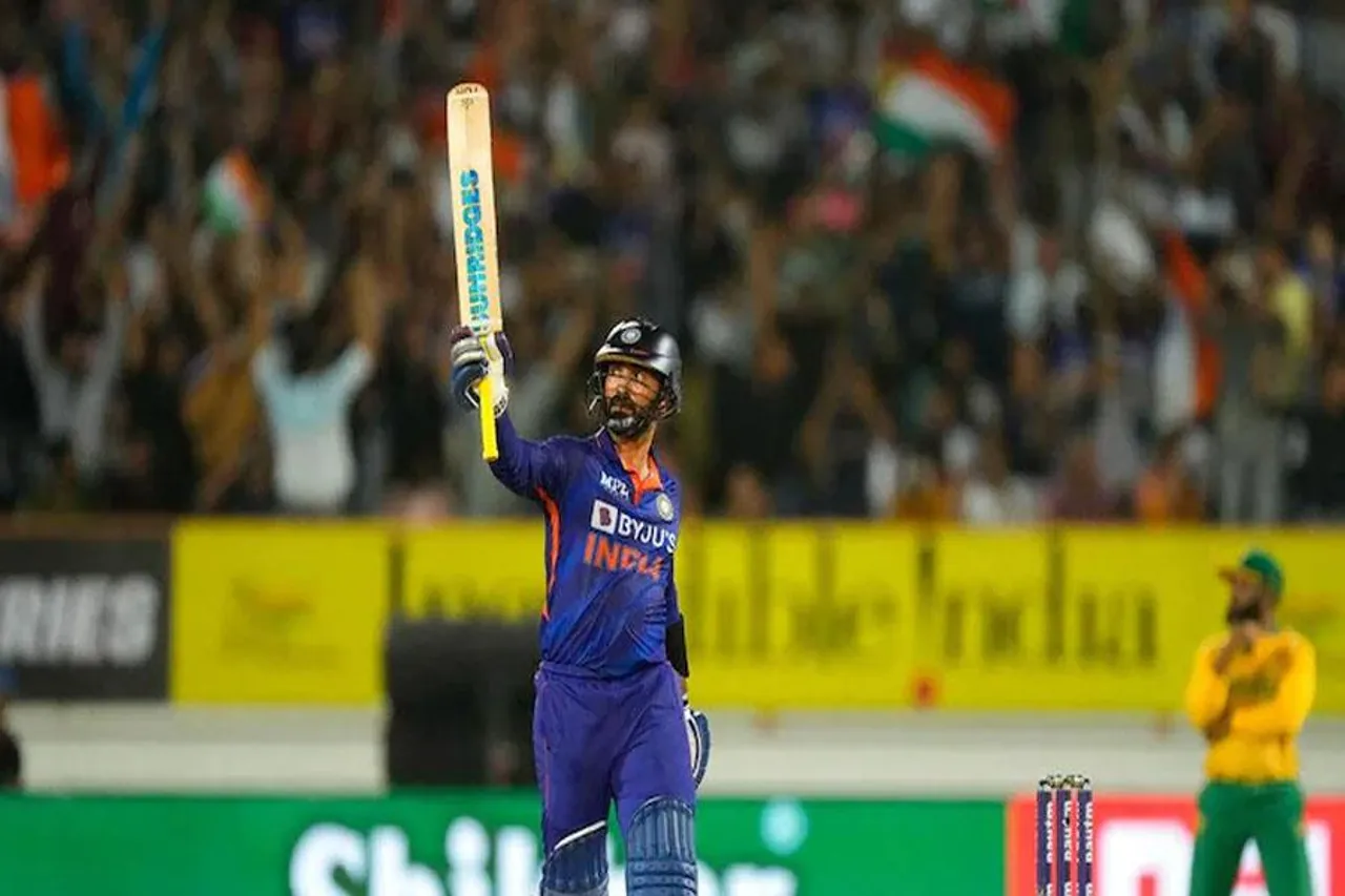 ভারতের জয়ে উজ্জ্বল কার্তিক