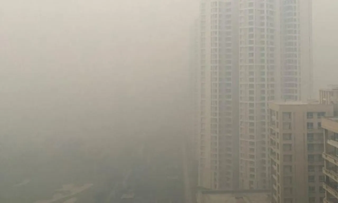 দূষণের জের, ফের অনির্দিষ্টকালের জন্য বন্ধ স্কুল