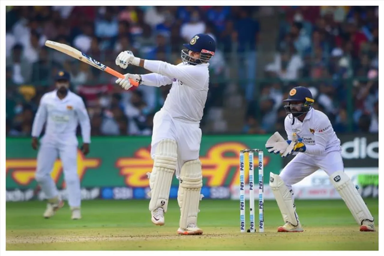 'ঋষভের বাঁ-পা ঠিক করে নড়ছিল না', জানালেন অ্যাম্বুলেন্স ফার্মাসিস্ট