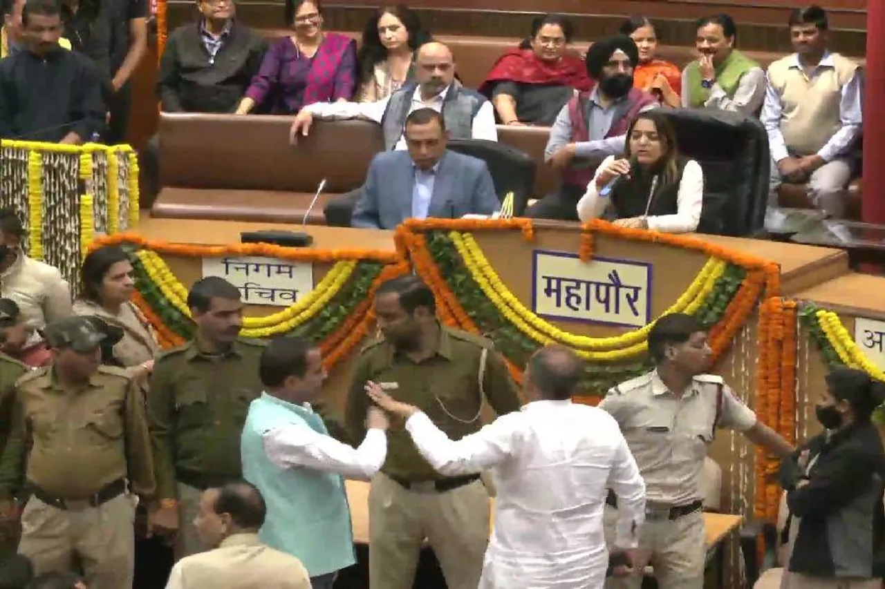 ফের মুলতবি করা হল এমসিডি হাউসের কার্যক্রম