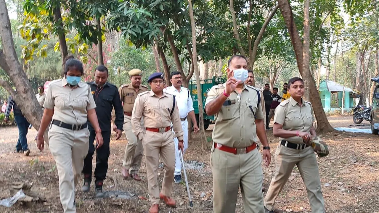 মাইথন পিকনিক স্পট থেকে মদ্যপ অবস্থায় গ্রেফতার প্রায় ২৫জন