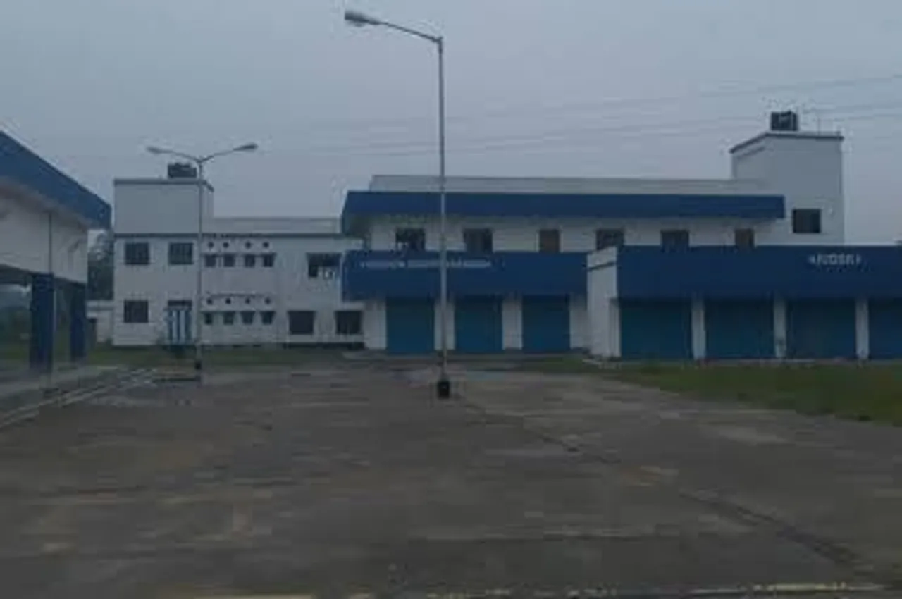 জলপাইগুড়িতে বাজার পরিকাঠামো উন্নয়নের আশ্বাস দিলে কৃষিবিপনন মন্ত্রী