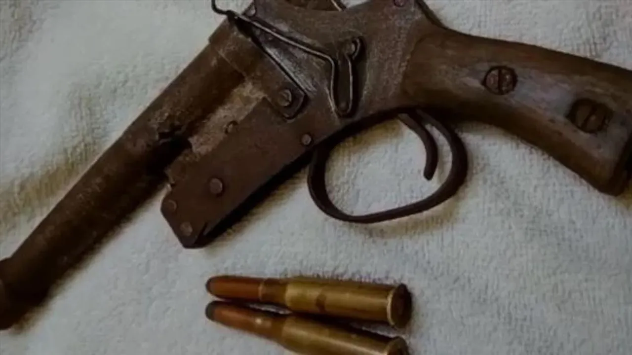 শহরে ফের উদ্ধার আগ্নেয়াস্ত্র