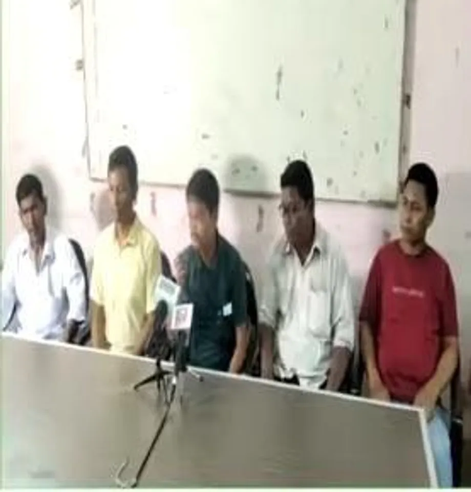 সড়ক অবরোধের হুমকি বৈরীদের