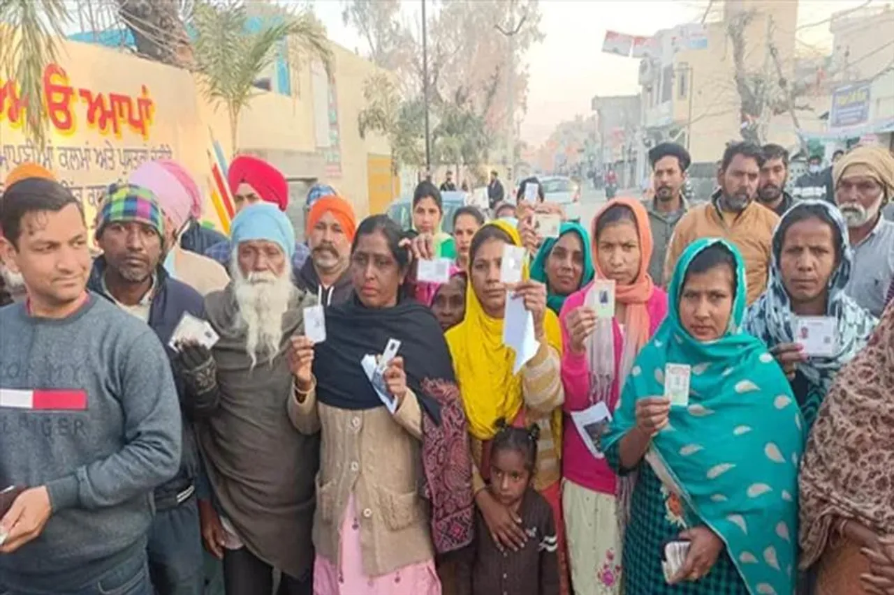 আজ পাঞ্জাবে শুরু হয়েছে ভোটগ্রহণ