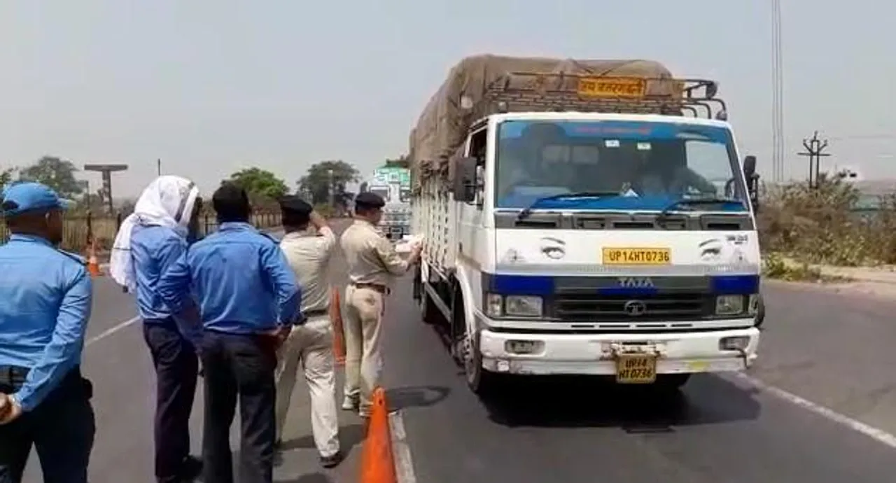 অবৈধ কয়লা কারবারে রাশ টানতে অভিযান চৌরাঙ্গি ফাঁড়ির পুলিশের