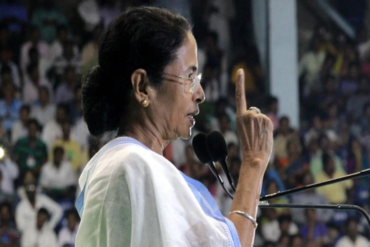 পুরসভা ও পঞ্চায়েতকে সতর্ক থাকার পরামর্শ মুখ্যমন্ত্রীর