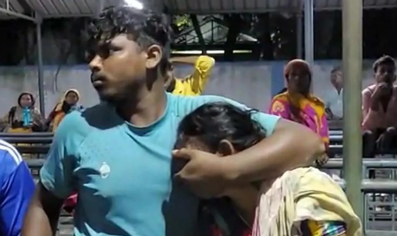 টিনের বাড়িতে বিদ্যুৎপৃষ্ঠ হয়ে এক মহিলা-সহ পরিবারের তিন জনের মৃত্যু