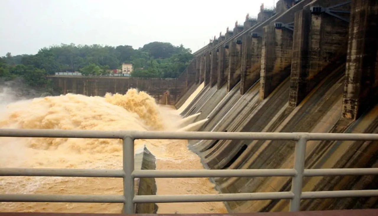 ডিভিসি থেকে জল ছাড়ায় আমতায় বাড়ল জল