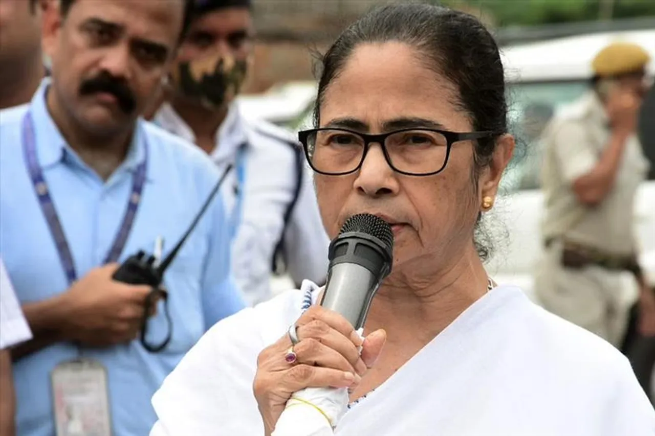 ভঙ্গ নয় সঙ্গ চাইঃ মমতা