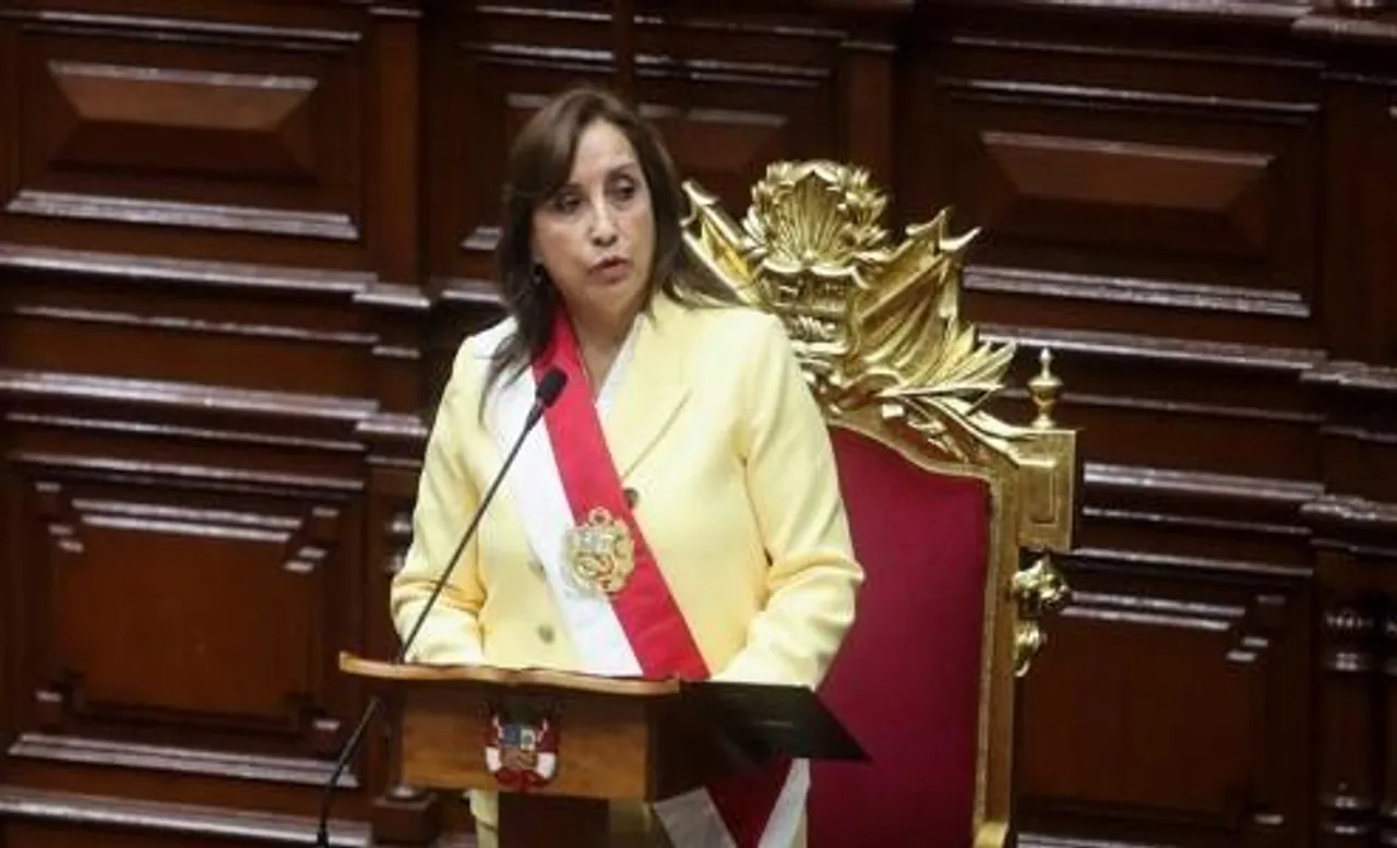 মেক্সিকোর রাষ্ট্রদূতকে বহিষ্কারের ঘোষণা দিলেন পেরুর প্রেসিডেন্ট