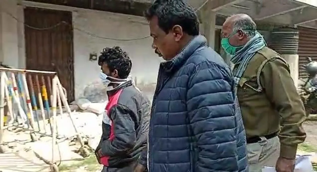 মহিলা খুনে অভিযুক্ত যুবককে আদালতে পেশ করল পুলিশ