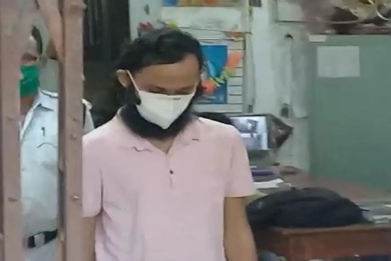 বিকাশ মিশ্রের হাজিরার দিন পিছিয়েছে