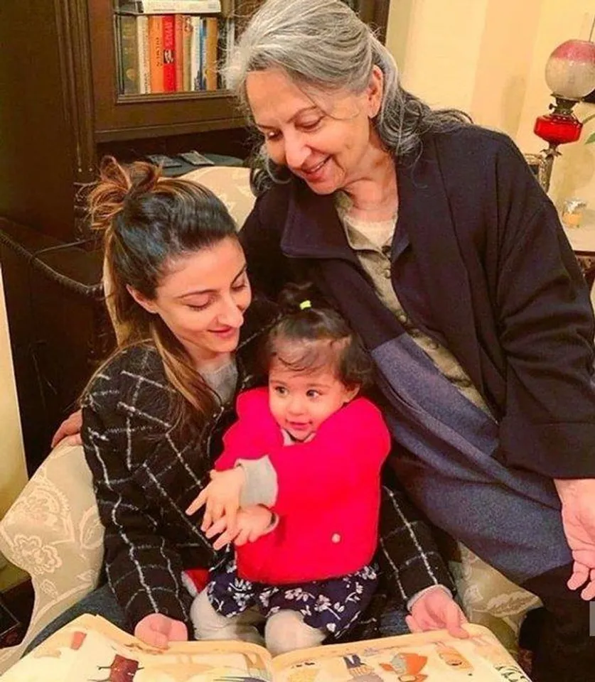 তিন প্রজন্ম একটি ফ্রেমে