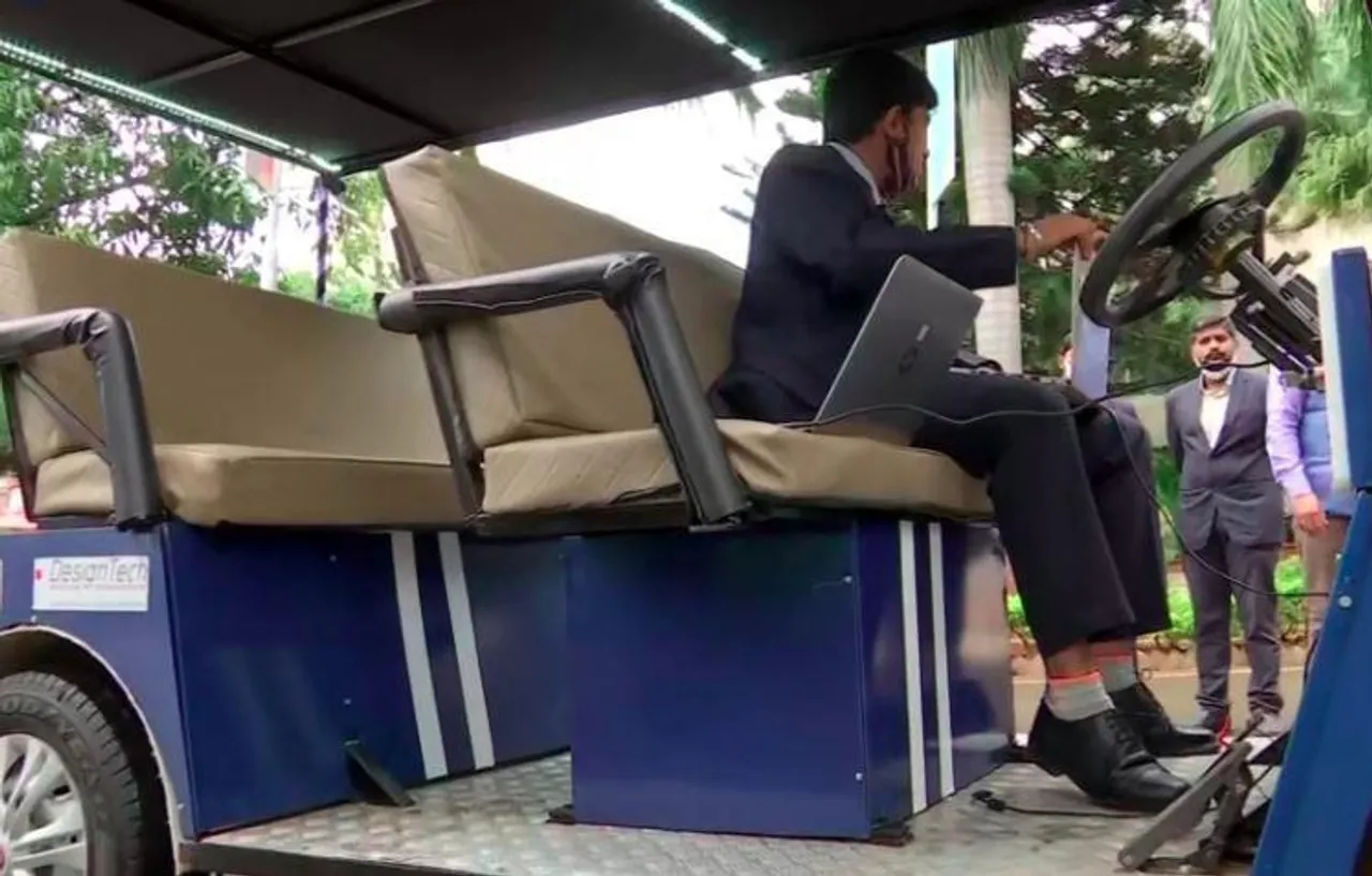 চালকবিহীন এআই পরিচালিত গাড়ি তৈরি করলেন এক ইঞ্জিনিয়ার ছাত্র