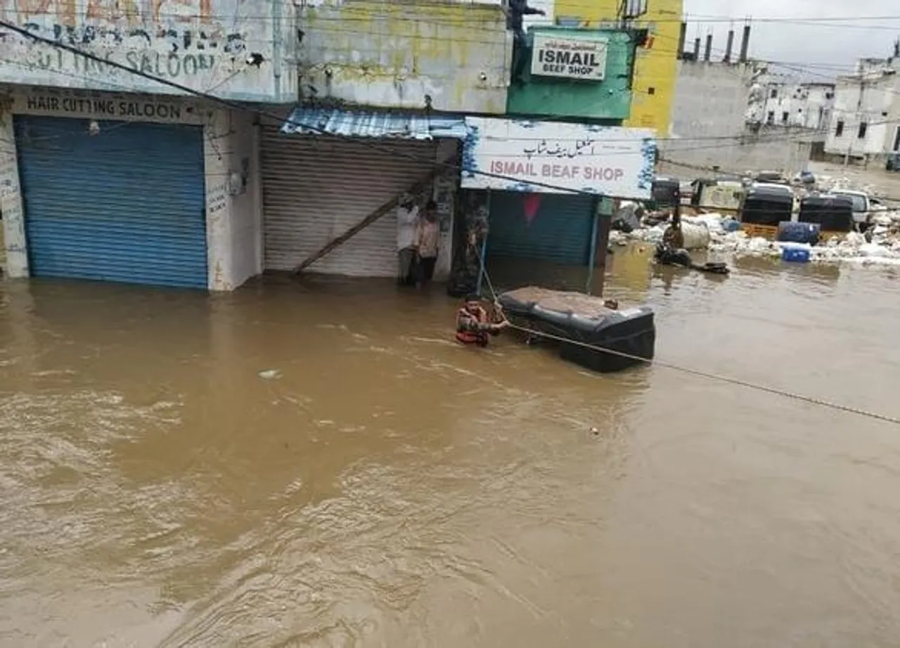 আফগানিস্তানের কান্দাহার প্রদেশে আকস্মিক বন্যায় ৮ জন নিহত, ৪ জন আহত