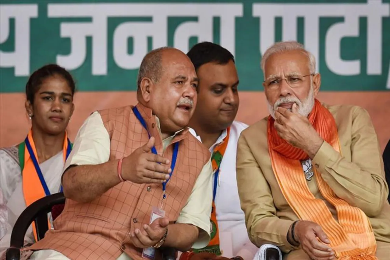 কৃষকদের নিয়ে রাজনীতি করতে ব্যস্ত বিরোধীরাঃ কেন্দ্রীয় কৃষিমন্ত্রী