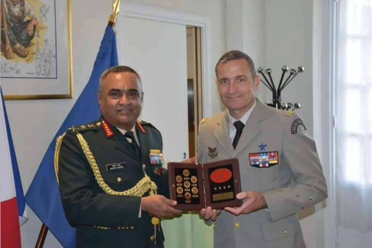 ফ্রান্স সফরে একাধিক কর্মসূচিতে মনোজ পান্ডে