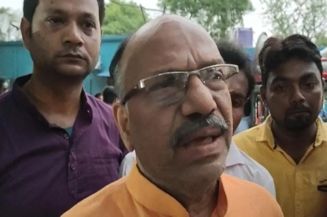 কুলটিতে বিজেপির বিক্ষোভ, শুনুন বিধায়কের বক্তব্য