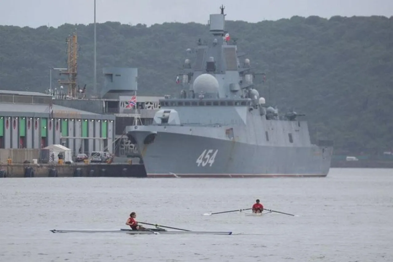 দক্ষিণ আফ্রিকা ও চীনের মহড়ায় পৌঁছালো রাশিয়ার  হাইপারসনিক ক্ষেপণাস্ত্র