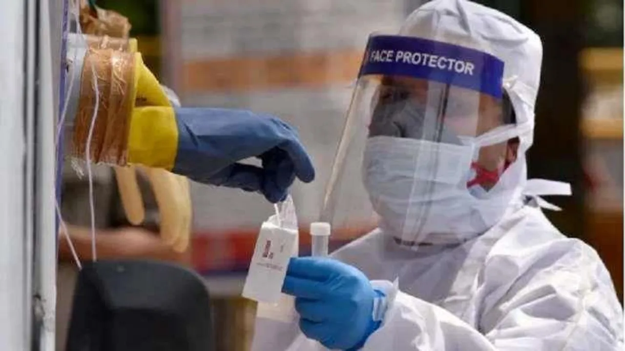 দেশে কিছুটা কমল দৈনিক সংক্রমণ, মৃত্যু সংখ্যা