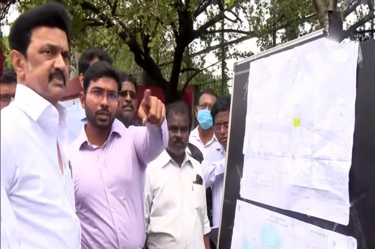 বৃষ্টি-কবলিত এলাকাগুলি পরিদর্শনে মুখ্যমন্ত্রী