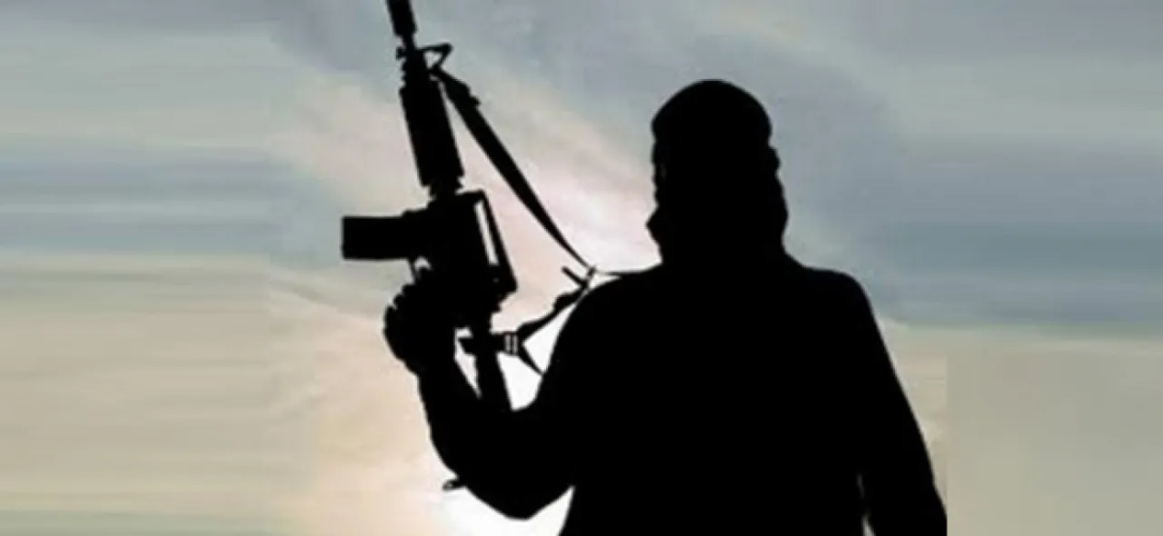 বিশ্ববিদ্যালয়ে বন্দুকবাজের হামলা