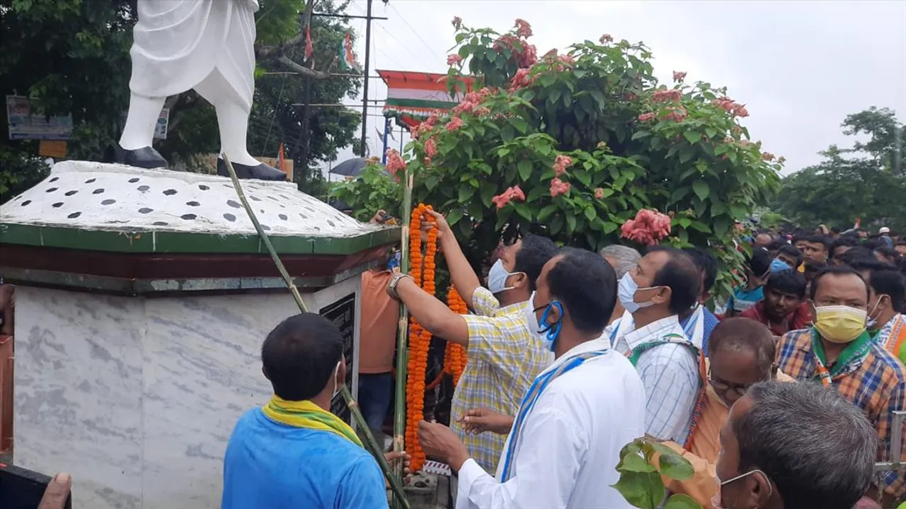 গোষ্ঠীকোন্দলে জর্জরিত বক্সিরহাটে ঐক্যের বার্তা জেলা তৃণমূল সভাপতির