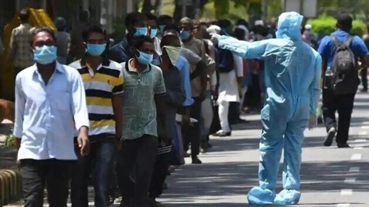 করোনার চতুর্থ ঢেউ নিয়ে রাজ্যগুলিকে সতর্ক করল কেন্দ্র