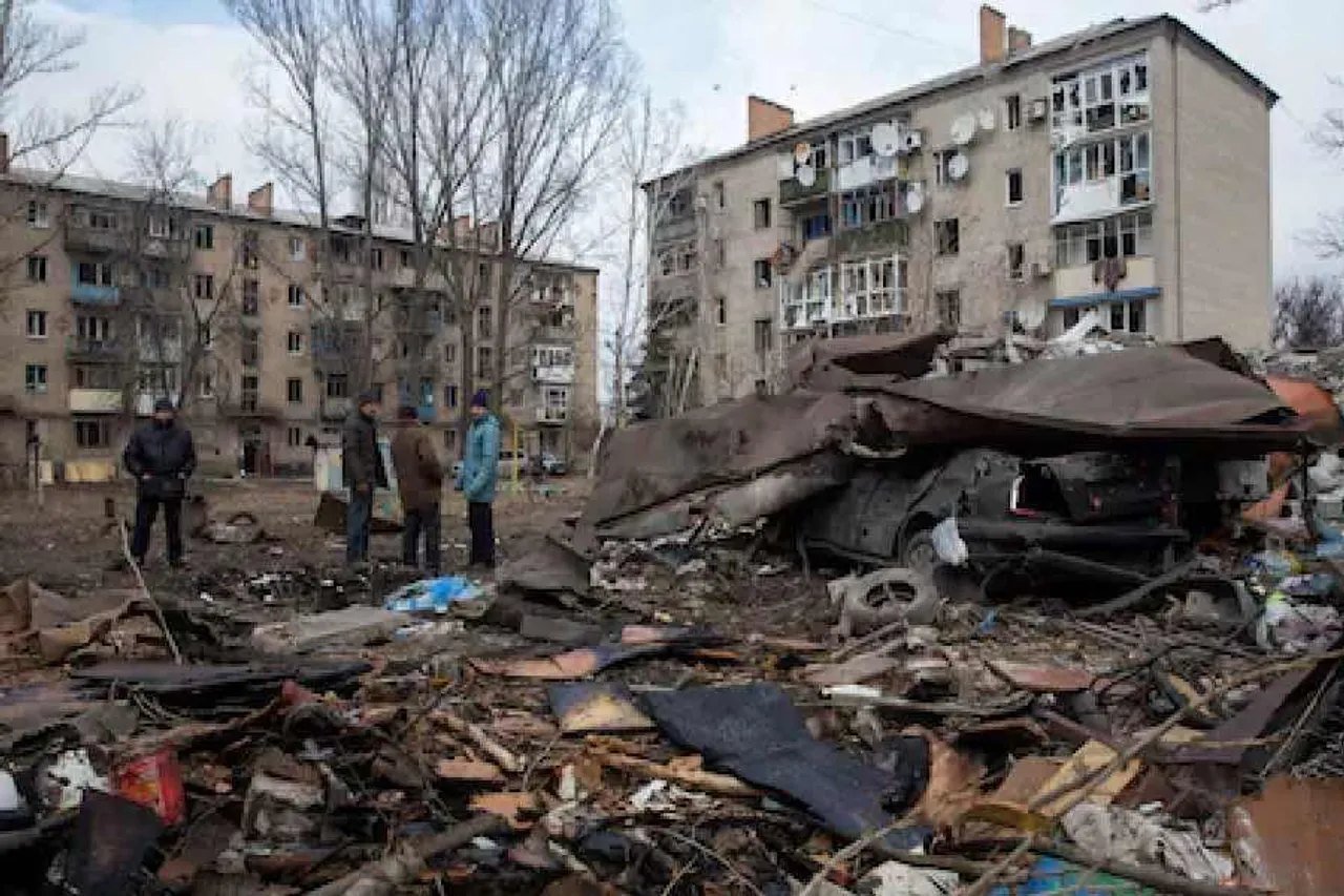 লুহানস্ক অঞ্চলের চেরভোনোপোপিভকা, ক্রেমিন্না এবং বিলোহোরিভকায় রাশিয়ান বাহিনীর অভিযান
