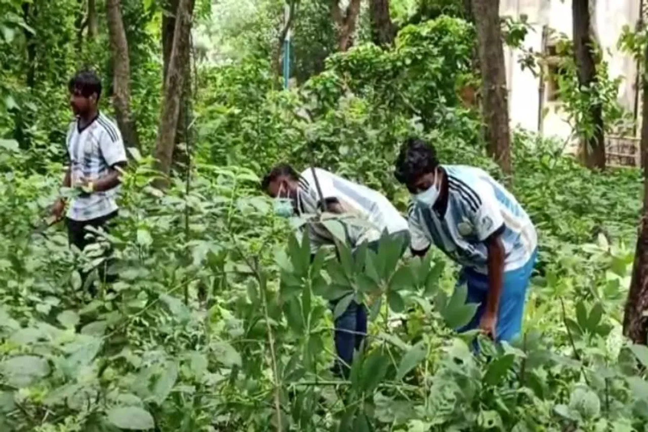 দুর্গাপুর মহকুমা হাসপাতালে হল শ্রমদান অভিযান