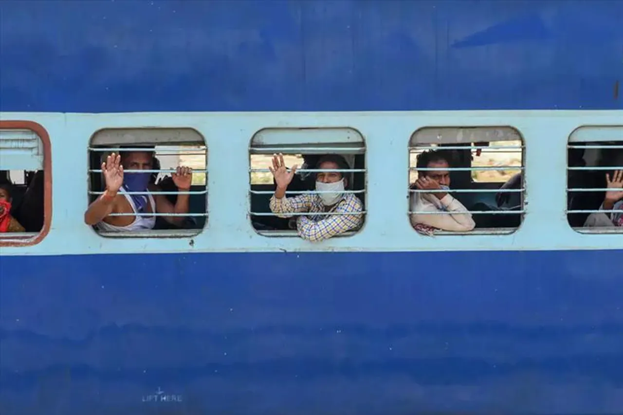 ছট পূজার উপহার, চালু হল ২৫০টিরও বেশি বিশেষ ট্রেন