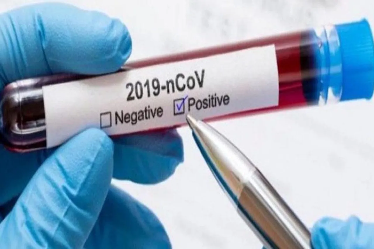 করোনার হানায় বন্ধ হল স্কুলের দরজা