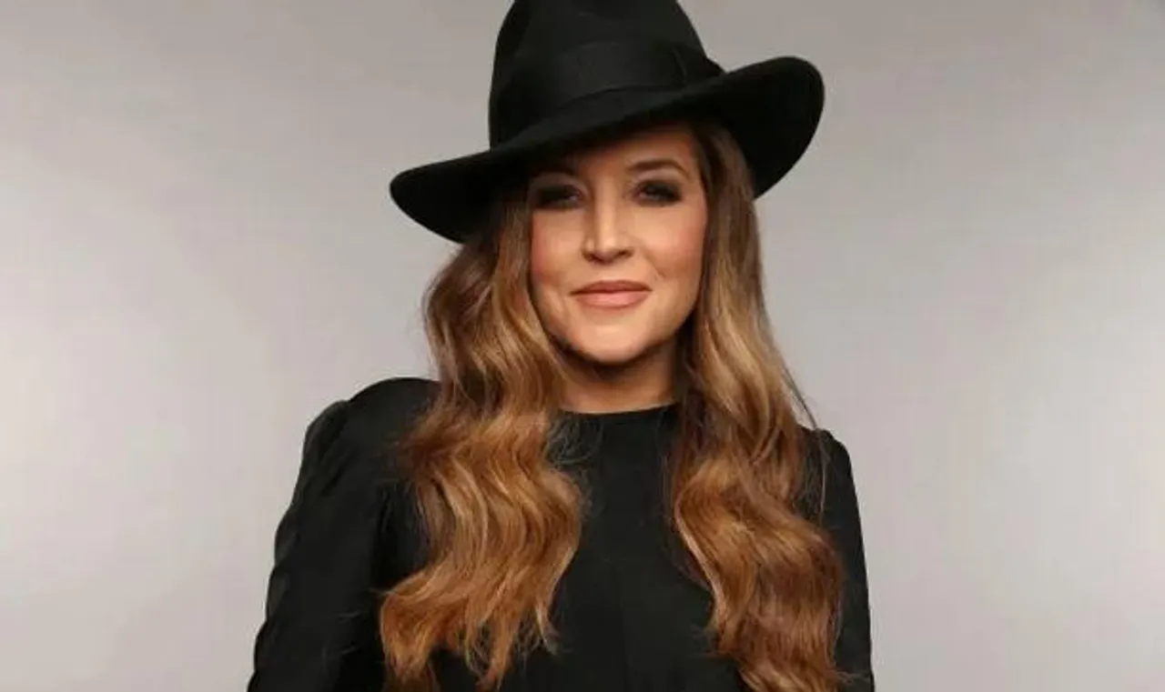 ৫৪ বছর বয়সে পরলোক গমন করেছেন এলভিসের মেয়ে লিসা মেরি প্রিসলি