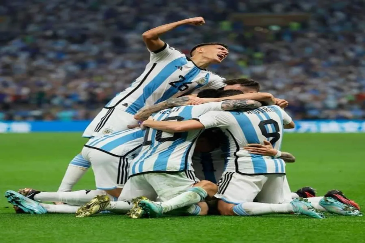 ফোনে বার্তালাপের মাধ্যমে আর্জেন্টিনার রাষ্ট্রপতিকে অভিন্দন পুতিনের