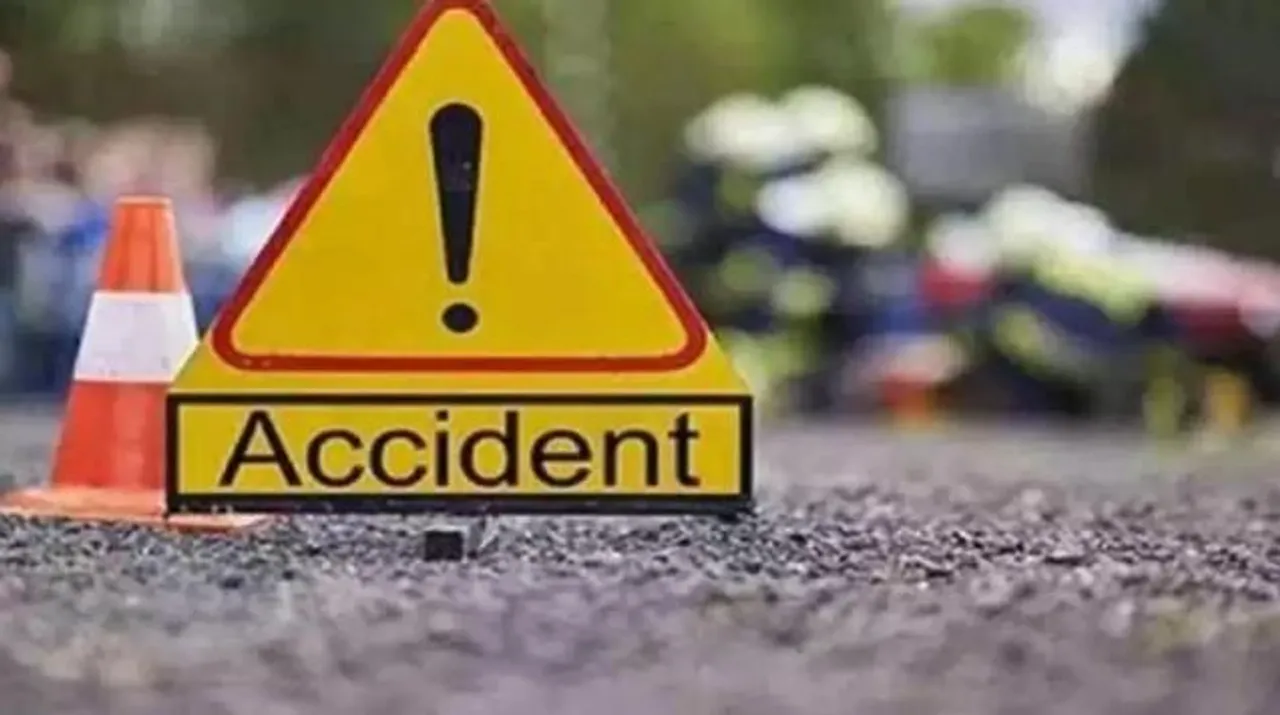 দিল্লির আনন্দ পার্বত এলাকায় ট্রাক দুর্ঘটনায় চারজন নিহত