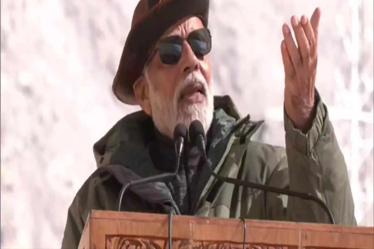 পাকিস্তানের বিরুদ্ধে মন্তব্য প্রধানমন্ত্রীর, দেখুন ভিডিও