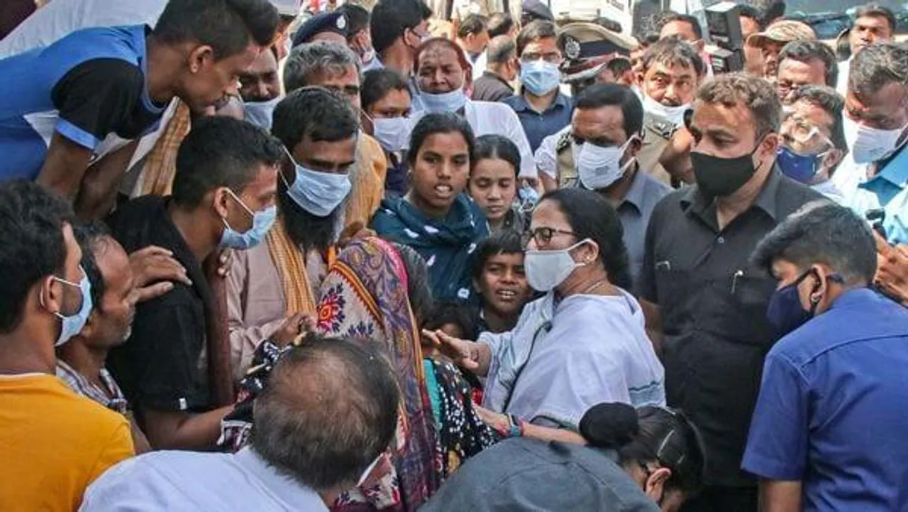 বগটুই কাণ্ডের ক্ষতিপূরণ নিয়ে মামলা, রাজ্যের কাছে জবাব তলব হাইকোর্টের