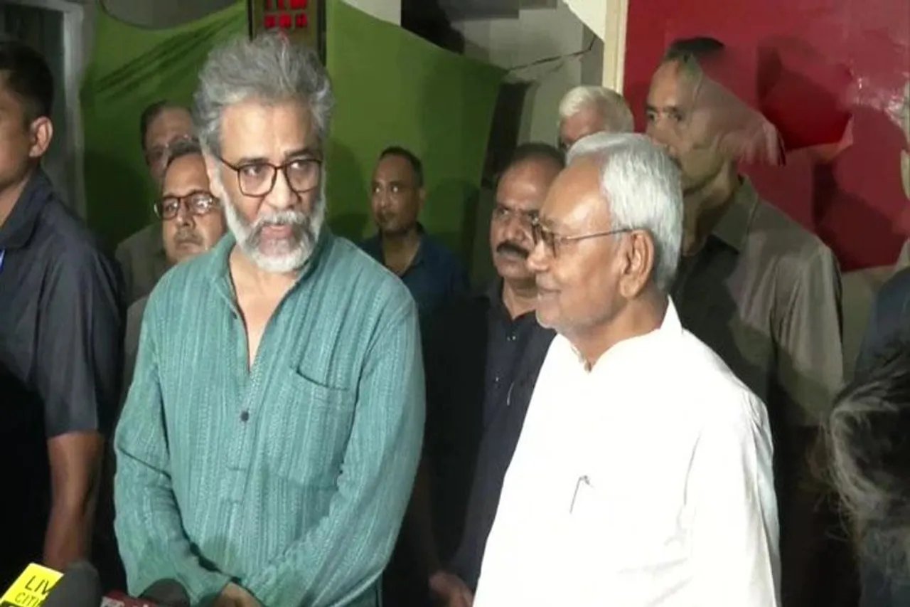 বিরোধী জোট শক্তি গড়তে মরিয়া নীতীশ কুমার