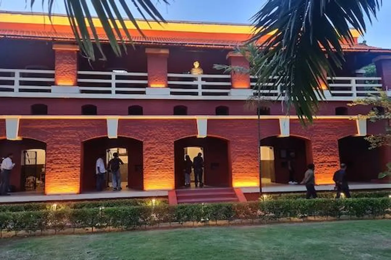 আলিপুর মিউজিয়ামের খুঁটিনাটি জানুন