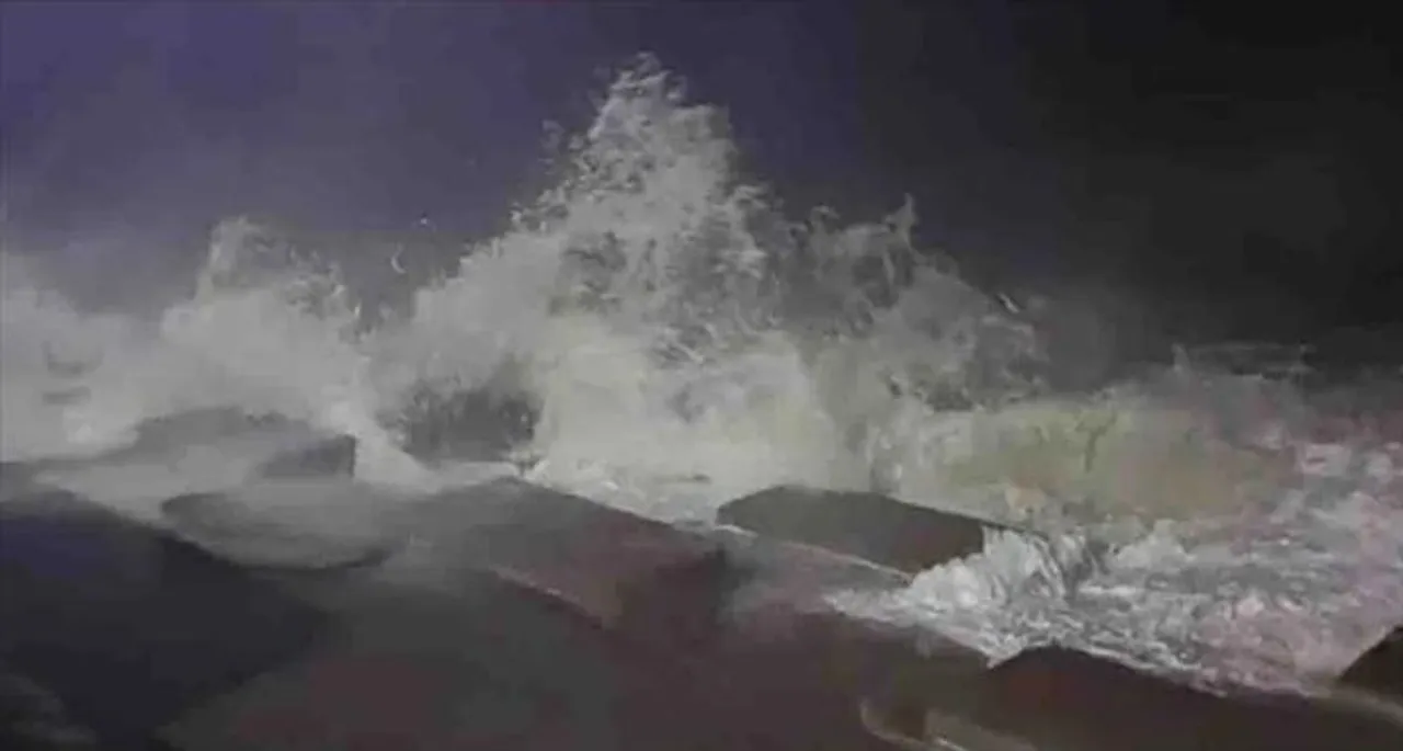 আগামী ২৪ ঘণ্টার মধ্যে বঙ্গোপসাগরে গভীর নিম্নচাপ!