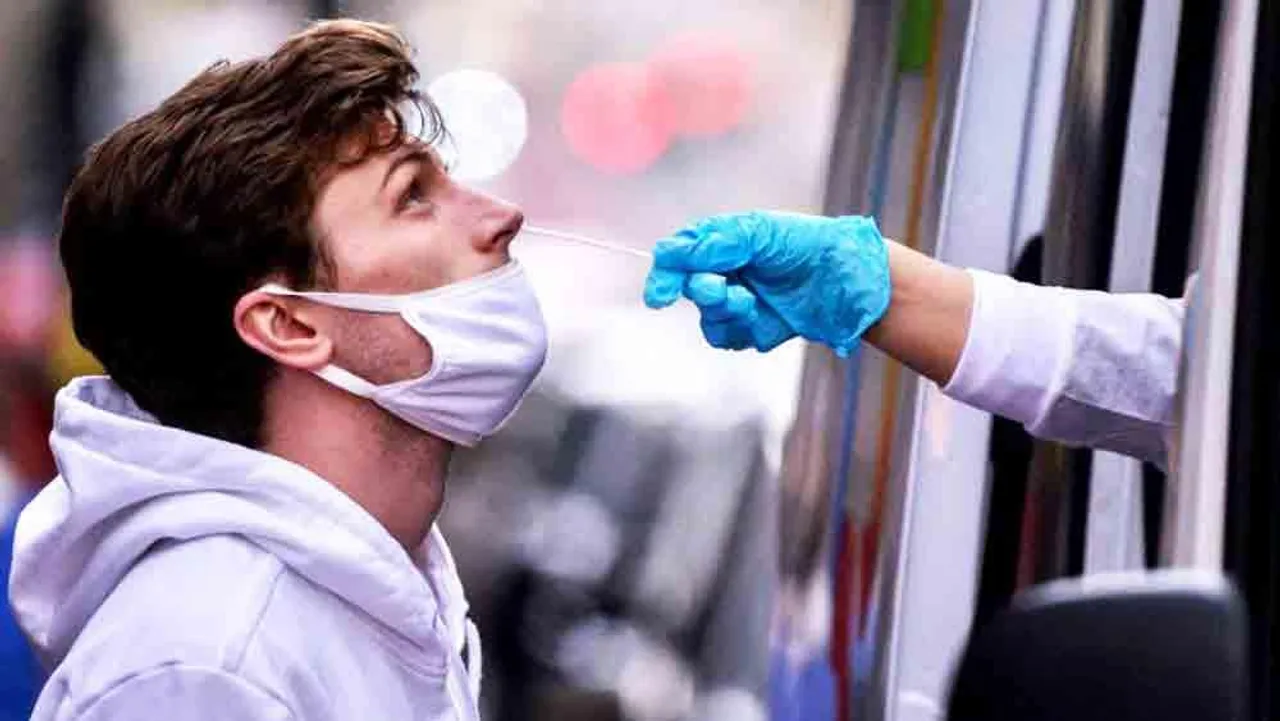 দক্ষিণ কোরিয়ায় এক দিনে করোনা আক্রান্ত ৫ লক্ষ!