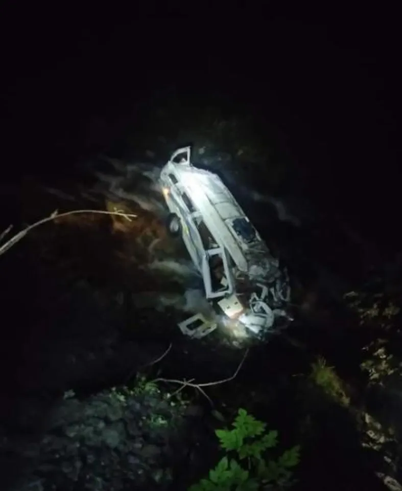 হিমাচলের কুলুতে পর্যটকবাহী গাড়ি খাদ থেকে পড়ে মৃত ৭, আহত ১০