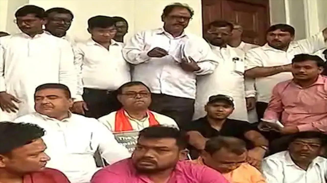 বিধানসভা থেকে বিজেপির ওয়াকআউট